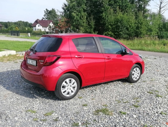Toyota Yaris cena 37900 przebieg: 155000, rok produkcji 2016 z Bochnia małe 254